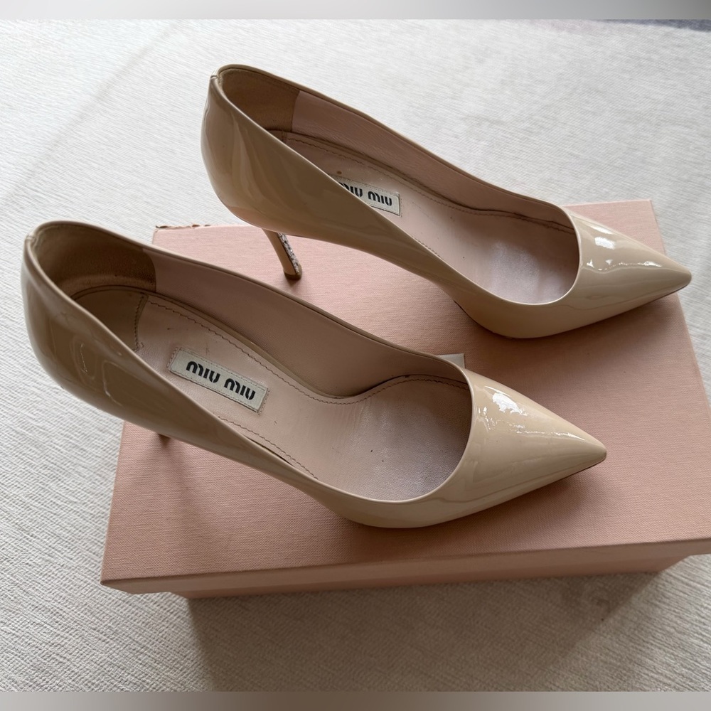 Miu Miu Beige Patent Leather Heels